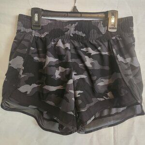 Black and Grey Camo Athleta Mesh Racer Running Shorts XS